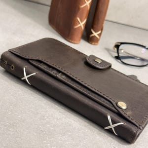 Genuine Leather fo OnePlus 15 12 12R Case Wallet Handmade Wireless Luxury oiled Ar