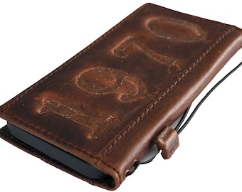 Handmade Leather Galaxy Phone Case: Vintage 1970 Embossed Wallet