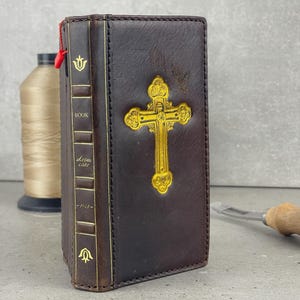 Cuir véritable fait main pour Galaxy Z Fold 2 3 4 5 6 livre portefeuille art style bible carte de crédit Z FOLD croix dorée art couverture faite main