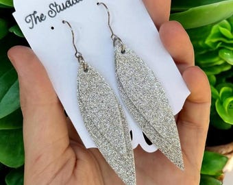 Silver statement leather earrings, boho style leather earrings, sparkle leather earrings, layered leather earrings, cowgirl rodeo jewelry