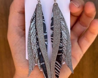 Gray and silver Fringe feather leather earrings, sparkle leather jewelry silver, tooled leather earrings gray, long feather earrings western