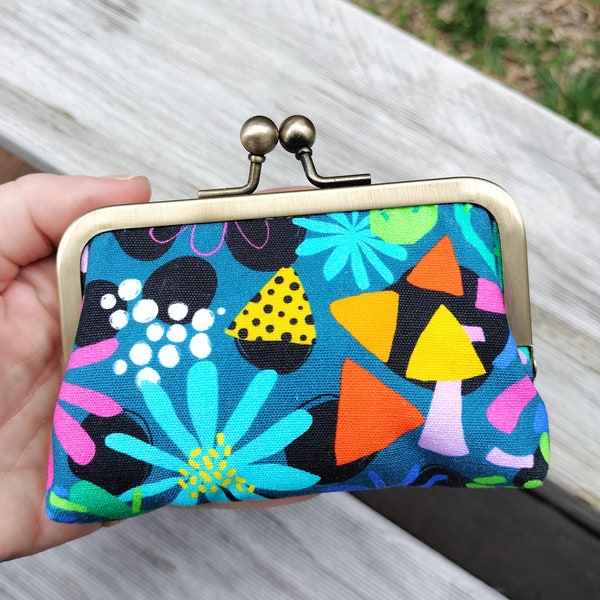 Card and  Coin Purses/Pouch/ Kisslock