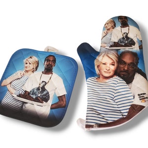 Martha & Snoop Custom Oven Mitt and Pot Holder Set