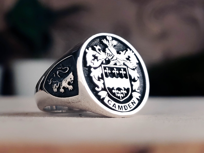 Family Crest Ring, Coat of Arms Ring for Personalized Jewelry, Personalized Gold Signet Ring Custom Engraved image 4