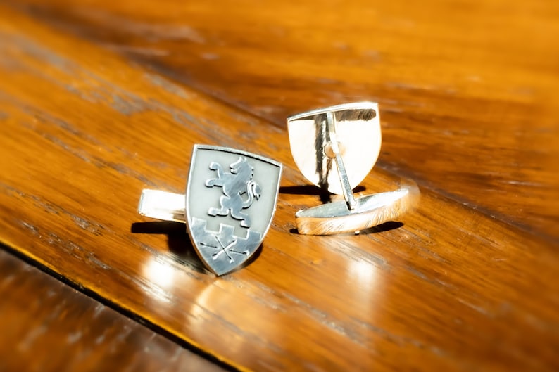 Personalized Family Coat of Arms Cufflinks for Groomsmen Gift Wedding Cufflinks, Custom Engraved Halloween and Christmas Gift for Him image 3