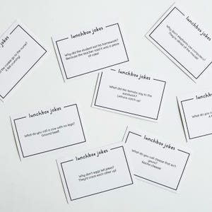 40 blagues sur la boîte à lunch pour enfants à imprimer, notes de retour à l'école simples en noir et blanc, cartes de blagues imprimables pour les grands enfants, blagues propres pour enfants drôles