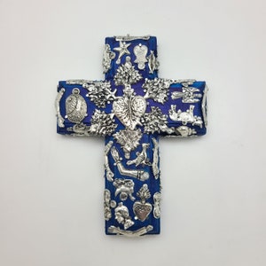 Wood Milagros Cross w/ Heart Center, Small