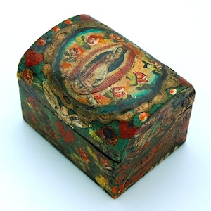 Caja de madera mexicana pintada a mano