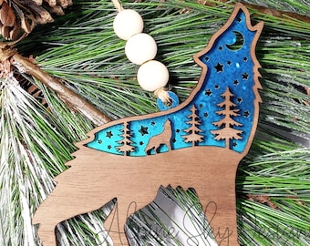 Wolf Ornament SVG | Wolf Christmas Ornament SVG Files | Glowforge Ornament Files | Mountain Ornament SVG Laser | Layered Wolf Svg Ornaments