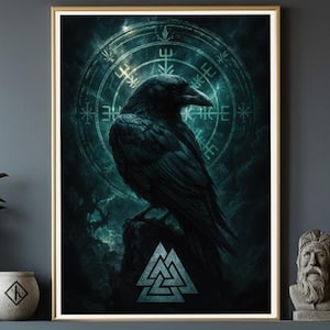 Könnte beinhalten: Gerahmter Kunstdruck mit einem schwarzen Raben auf einem Felsen vor türkisblauem Hintergrund mit kreisförmigem Design und einem dreieckigen Symbol. Der Druck wird über einem grünen Sessel mit einem dekorativen Kissen präsentiert.