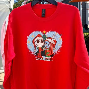Nightmare Before Christmas Sweatshirt | Jack & Sally Holiday Crewneck bild 1