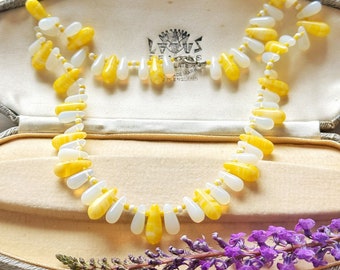 Vintage Lemon Drop Necklace Yellow Swirl Opal Glass Beads