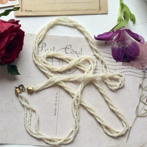 Vintage lange ketting met rocailles, witte meerstrengige twist flapper-stijl 94 cm art-deco-geïnspireerde ketting met laagjes