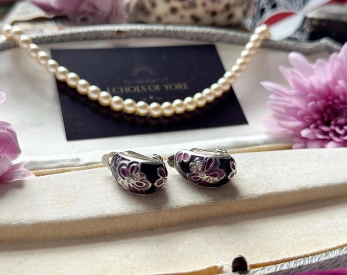 Vintage Purple Enamel Floral Clip‑On Earrings – Silver-Tone Small Blossom Studs