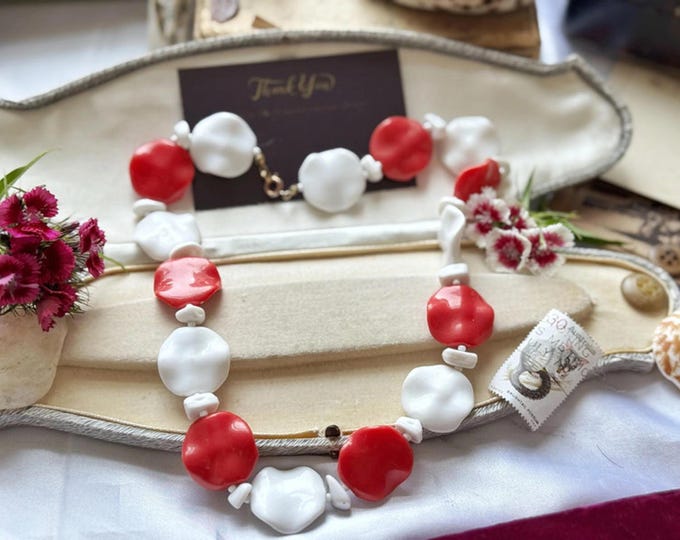 Vintage Bold Red & White Irregular Bead Necklace