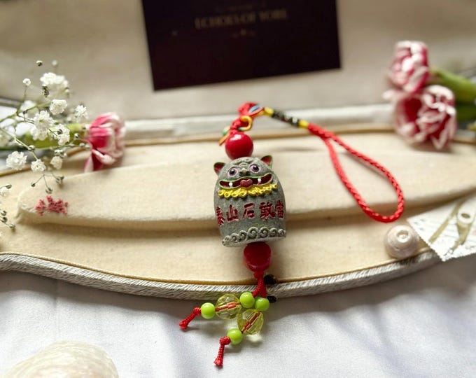 Shisa Lion Stone Look Hanging Charm – Lucky Amulet Beads Keychain Pendant