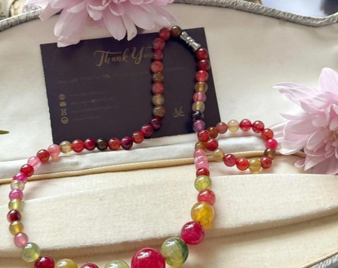 Vibrant crackle agate bead necklace in pink, green & gold