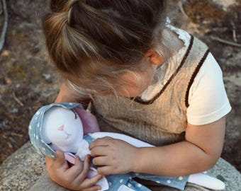 Handgemachtes Nachhaltiges Kuscheltier Hase "Lili"