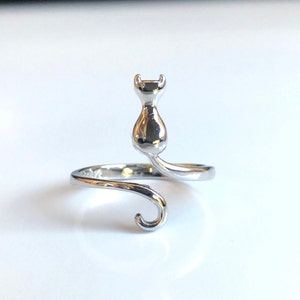 Ring cat silver playful minimalist animal jewelry real jewelry gift for her cat lovers sister women mother girlfriend