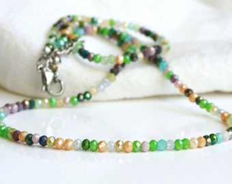 Damen Halskette Perlenkette grün Kette bunt minimalistisches Geschenk für sie Frauen Schwester Mutter Teenager Mädchen Ostergeschenk