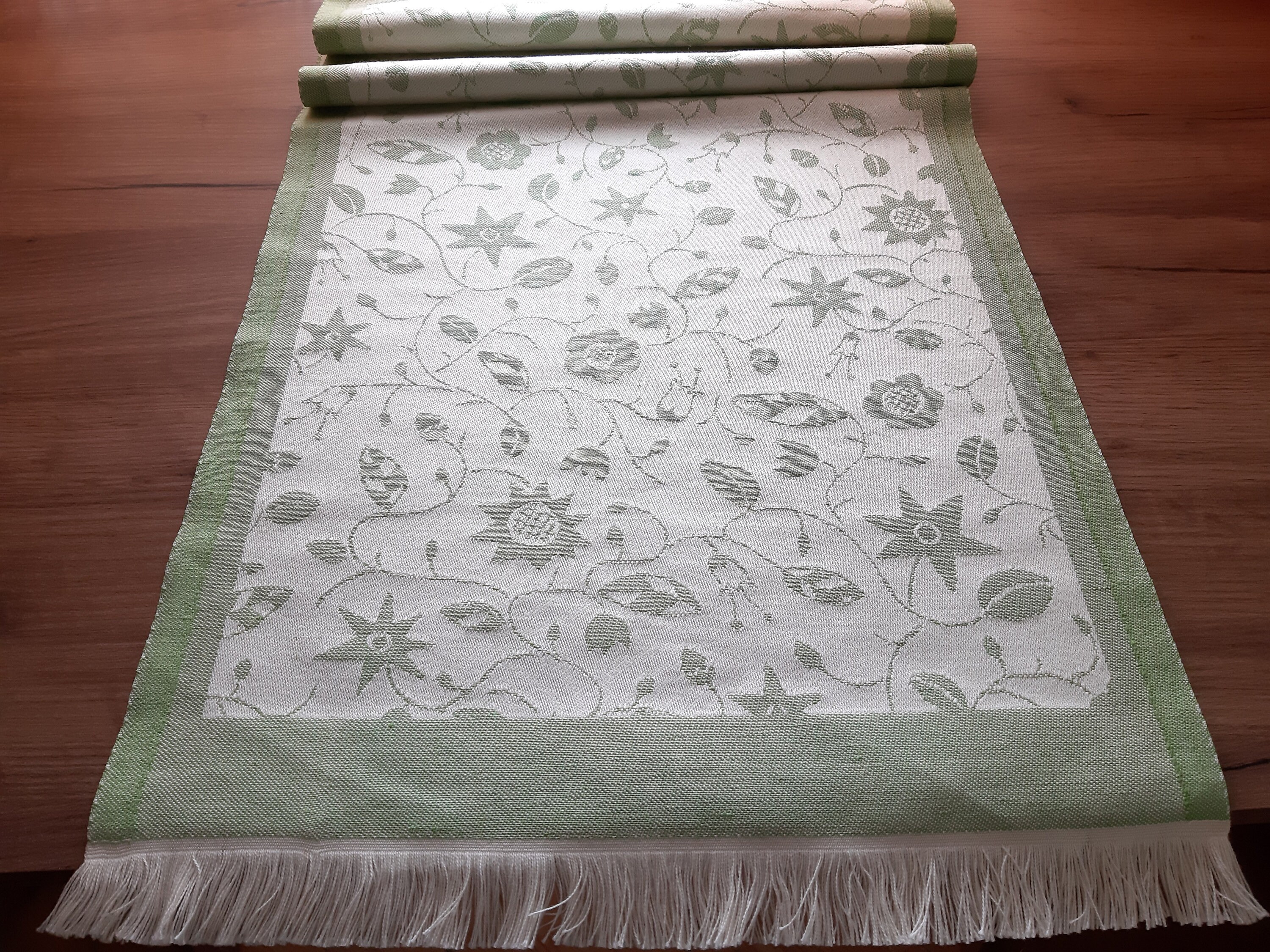 vintage floral tissé vert blanc coton - coureur de table en lin, surmatelas table, pansement | t1