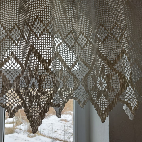 Vintage Handmade thick crochet cotton valance curtain, crochet cafe curtain, Scandinavian (T4)