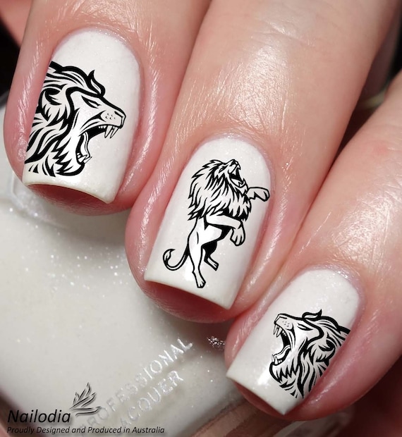 Football. Detroit Lions Nails | Football nail designs, Nail art, Lion nails