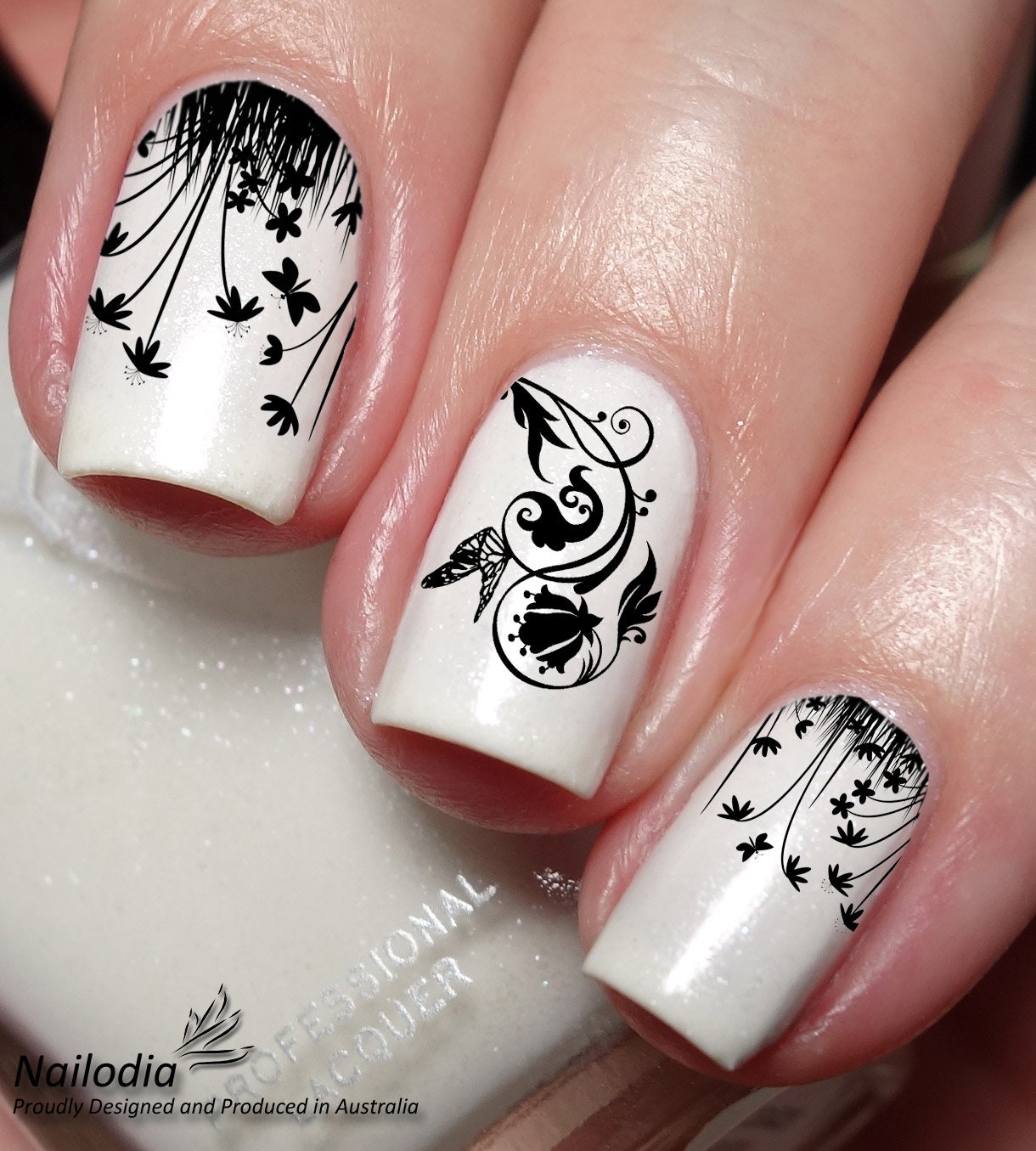 The Douangphilas: Throw back post: Nail art Daisies | Nail art, Toothpick  nail art, Flower nail art