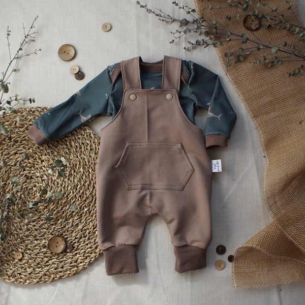 Body und/oder Latzhose für Neugeborene/newborn/Babys