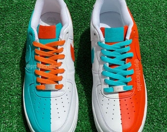 Air Force 1 personalizadas con abertura en naranja y turquesa
