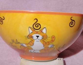 Oommm muesli bowl morning greeting Oomm cat Mila hand-painted