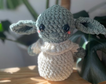 Bebé extraterrestre amigurumi de crochet