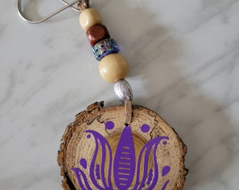 Portachiavi in legno vivo fiore