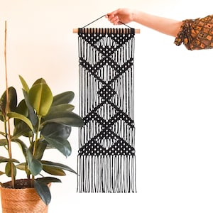 Macrame PATTERN - Written PDF and Knot Guide - diy macrame wall hanging -  digital download how to tutorial - ONYX