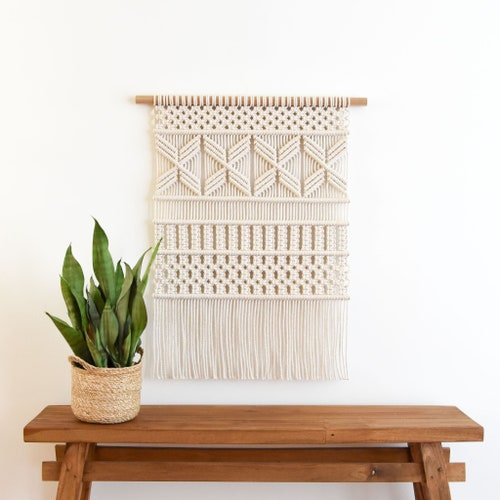 Macrame PATTERN - PDF écrit et guide de noeud - suspension murale en macramé diy - téléchargement numérique comment tutoriel - LIV