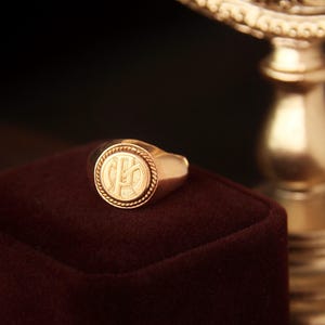 Antique French 18k gold signet ring chevalière monogram engraved family jewellery initials