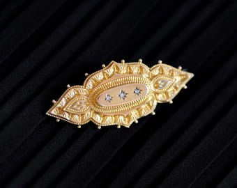 Antyczna broszka Navette z 9-karatowego złota z diamentowymi koralikami w szlifie rozetowym, zdobiona edwardiańskim stylem