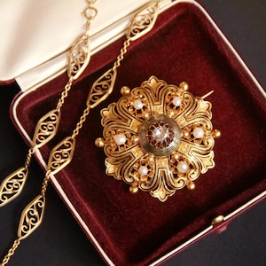 Antique 18k gold brooch pendant black enamel with rose cut diamond and pearls Victorian / Napoleon III era