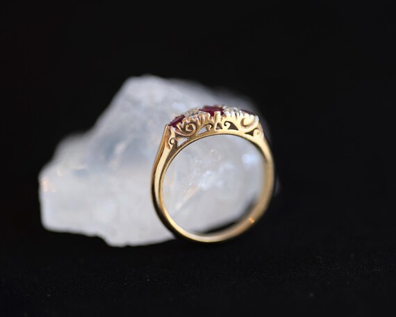 9k gold diamond and ruby ring five stone band Vic… - image 3