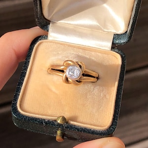 Antique Diamond ring 18k gold and platinum old mine cut vintage solitaire engagement wedding