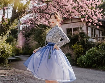 Gonna Hanbok coreana moderna, blu navy, in chiffon a strati, linea ad A, realizzata artigianalmente, lunghezza midi, vita alta.