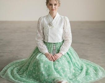 Maßgeschneidertes Hanbok 2-teiliges Kleid, Kamila Chollik, Bridal Shower