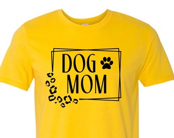 Dog Mom Tee