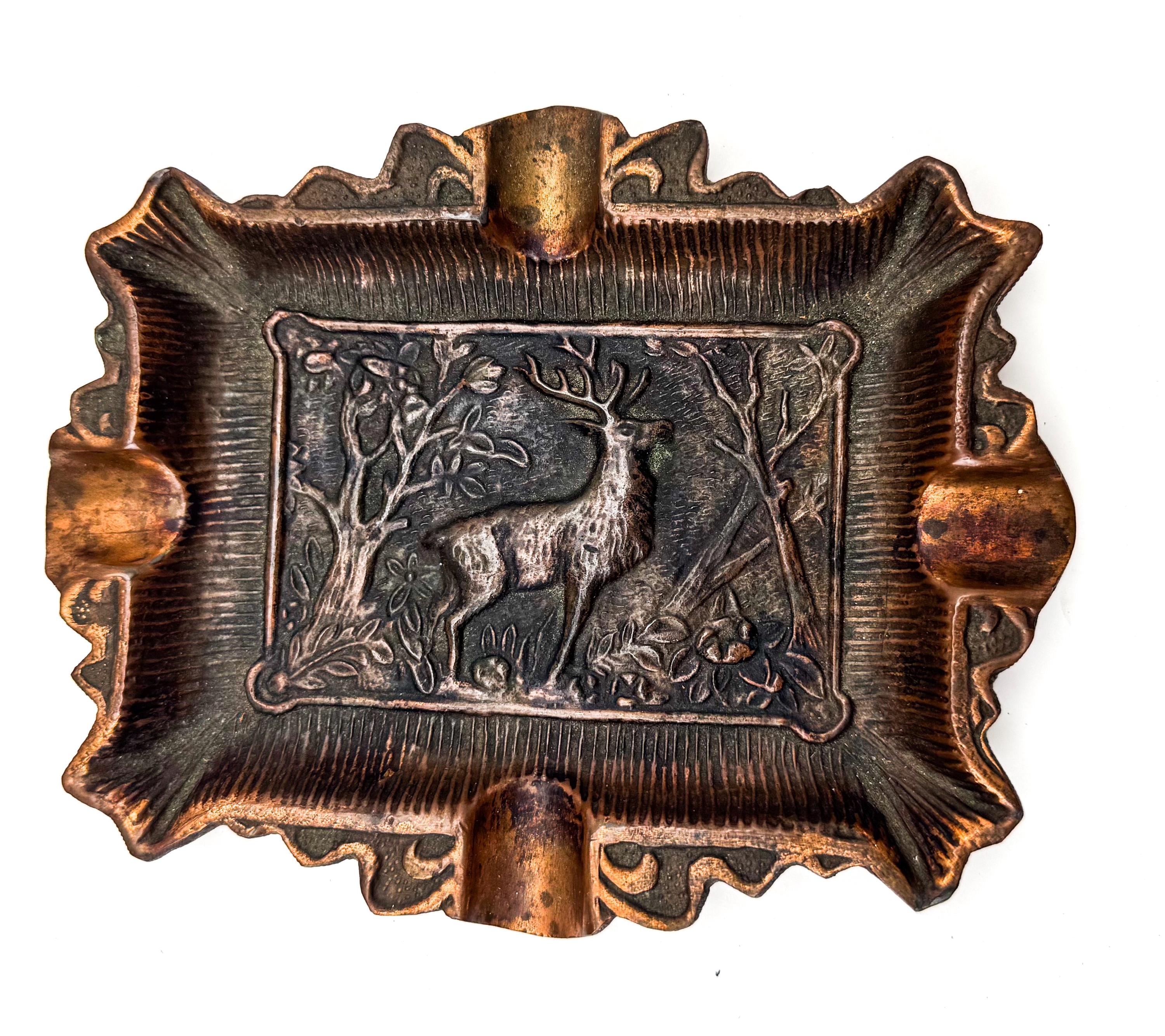 真鍮製エングレービング灰皿 フローラルエングレービング灰皿 - メルカリ