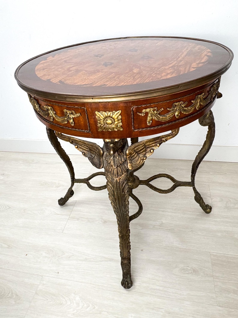 Empirestil Figur Rund Träintarsia Förgylld Brons Ormolu Örnstöd Gueridon Sidobord bild 7