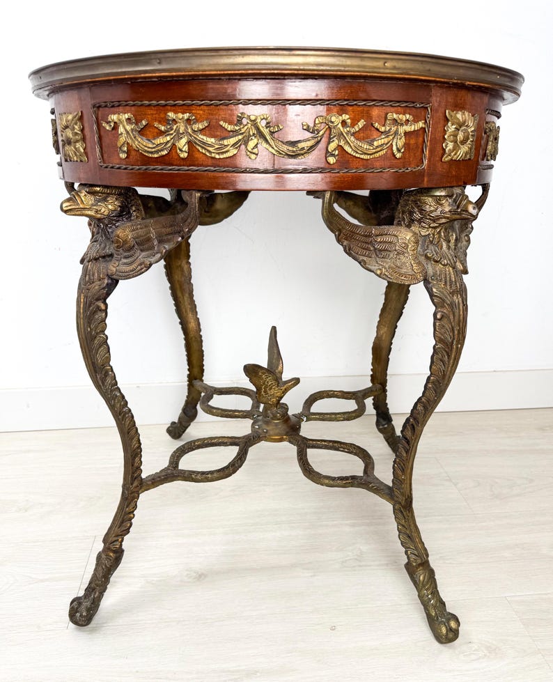 Empirestil Figur Rund Träintarsia Förgylld Brons Ormolu Örnstöd Gueridon Sidobord bild 3