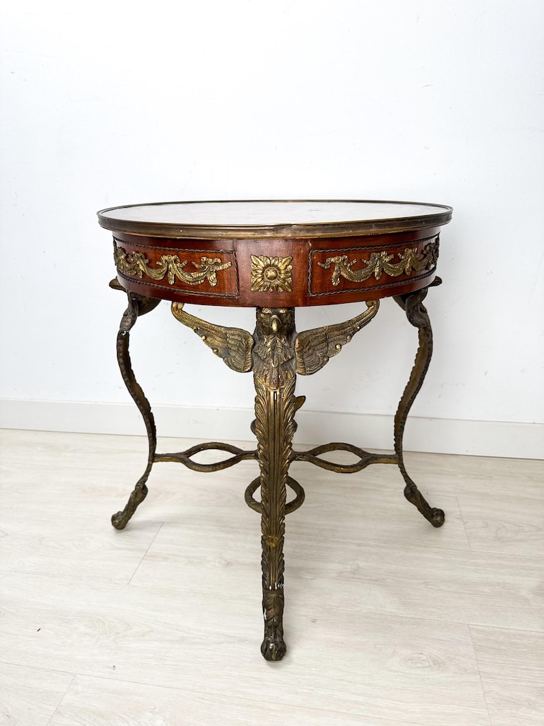 Empirestil Figur Rund Träintarsia Förgylld Brons Ormolu Örnstöd Gueridon Sidobord bild 12