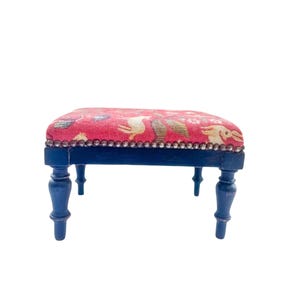 Victorian Style Floral Tapestry Foot Stool: Antique Home Decor