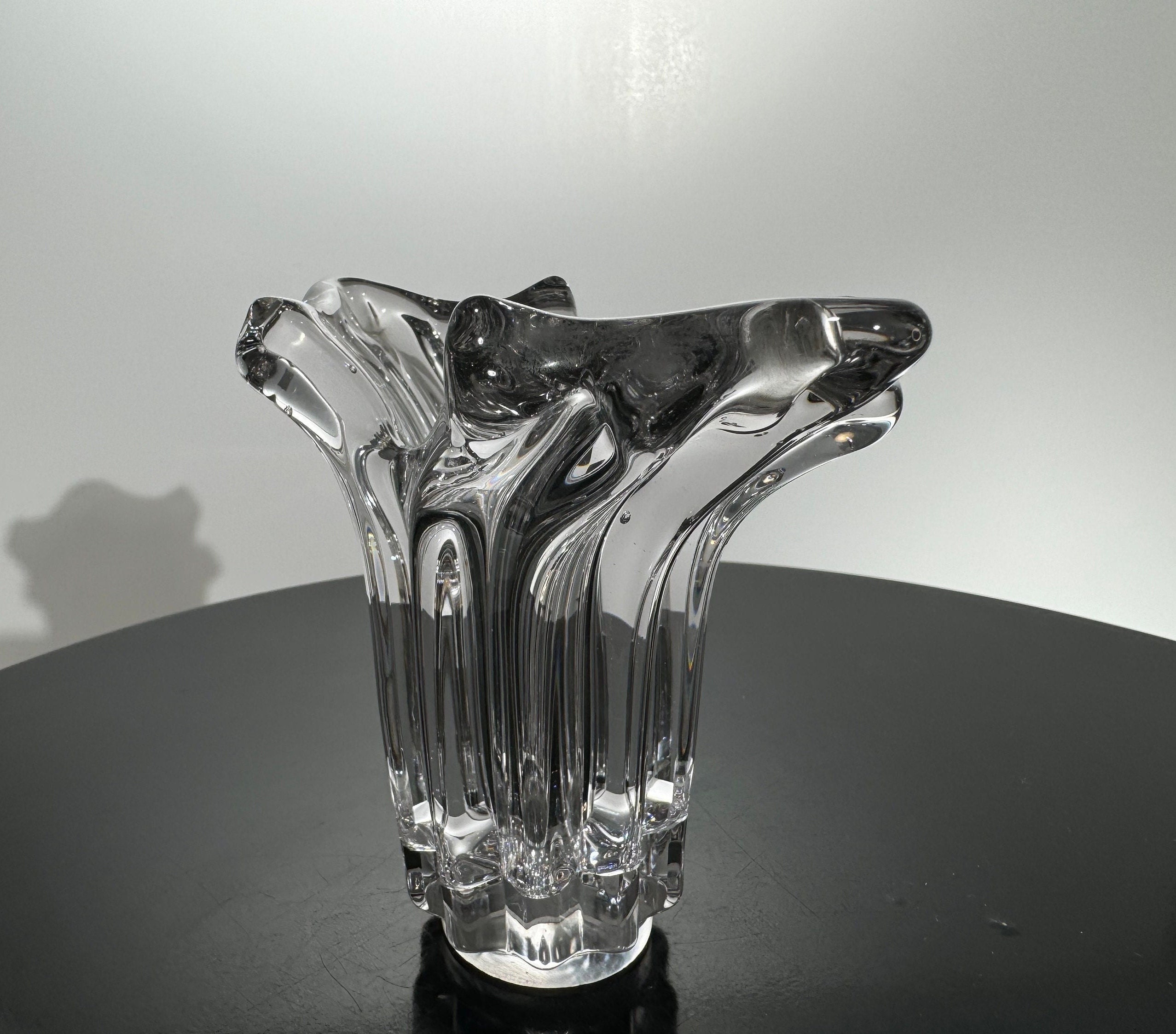 ボヘミア クリアガラス クリスタル フラワーベース 抽象デザイン 1980