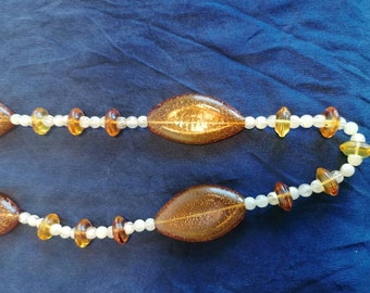 Vintage long lucite caramel beads art deco style